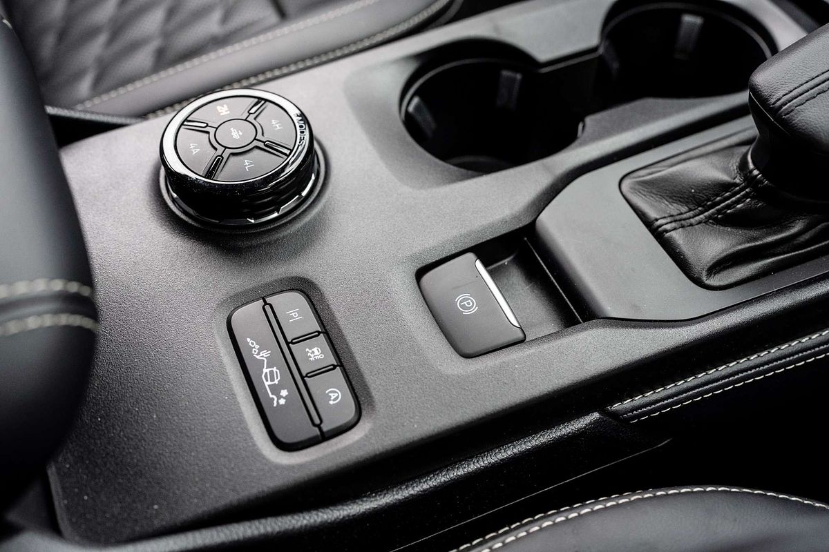 2025 Ford Everest Platinum 3.0L