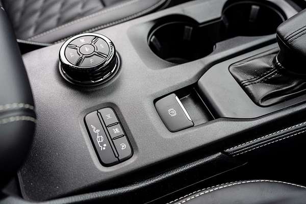 2025 Ford Everest Platinum 3.0L
