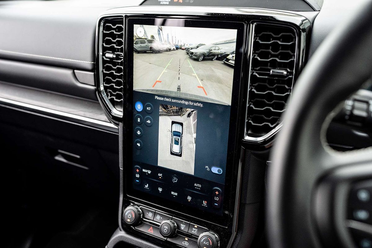 2025 Ford Everest Platinum 3.0L
