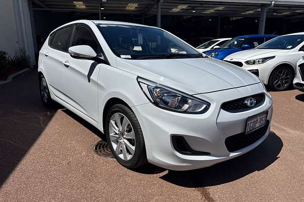 2018 Hyundai Accent Sport RB6