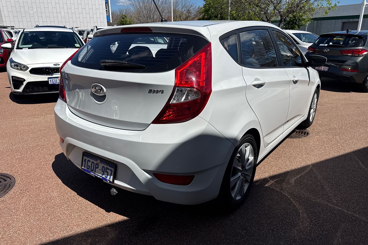 2018 Hyundai Accent Sport RB6