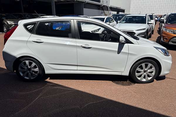 2018 Hyundai Accent Sport RB6