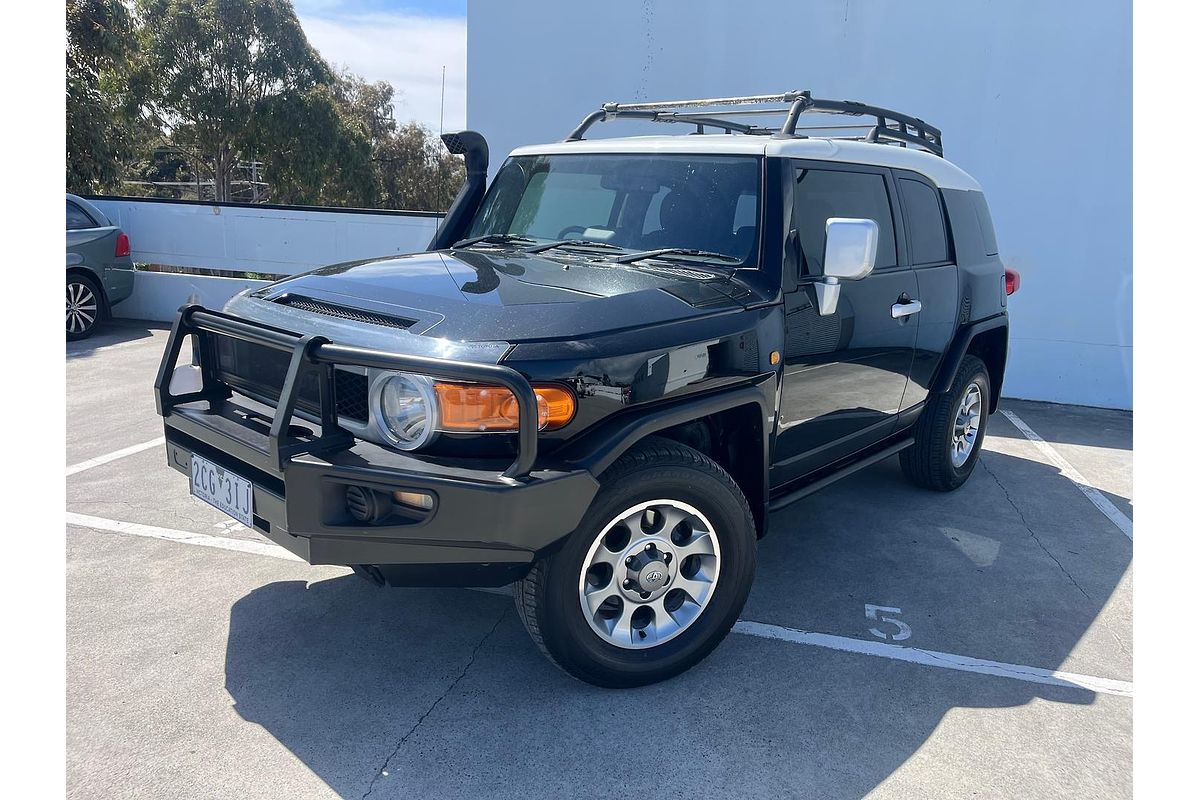 2012 Toyota FJ Cruiser GSJ15R