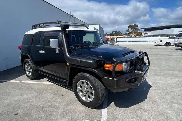 2012 Toyota FJ Cruiser GSJ15R
