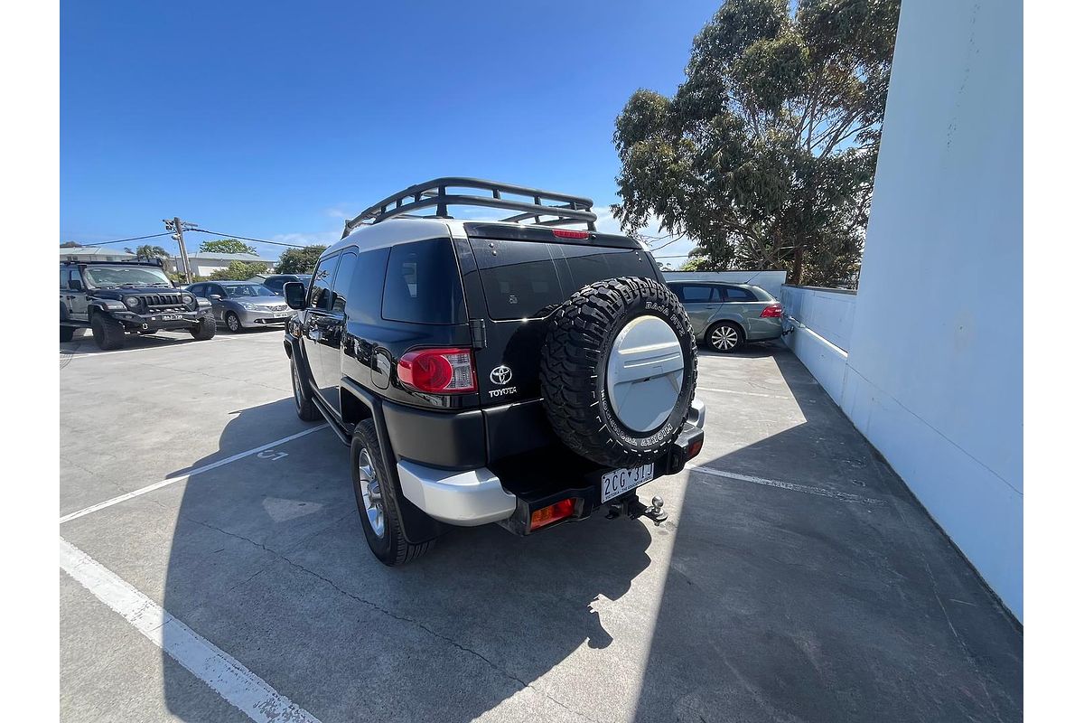 2012 Toyota FJ Cruiser GSJ15R