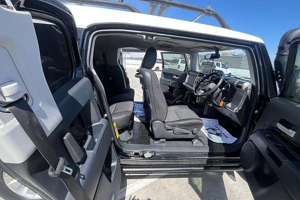 2012 Toyota FJ Cruiser GSJ15R