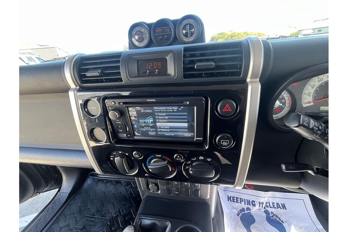 2012 Toyota FJ Cruiser GSJ15R