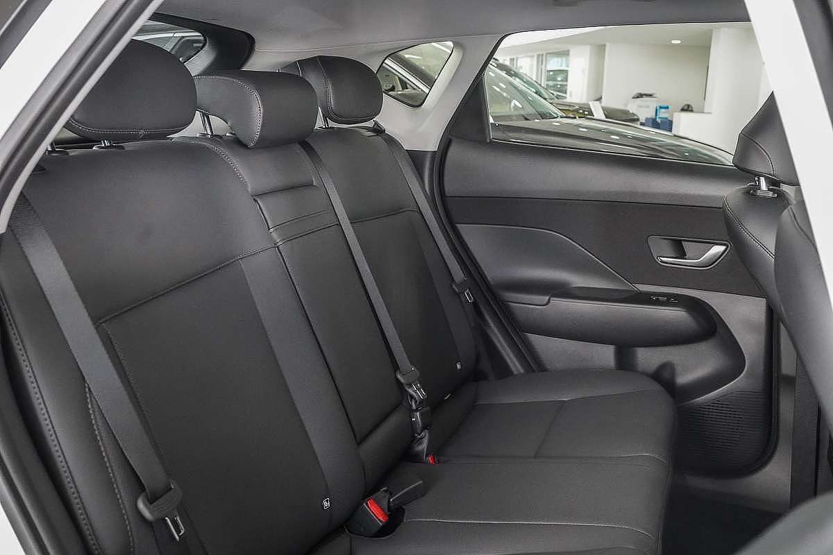 2025 Hyundai Kona Premium SX2.V3