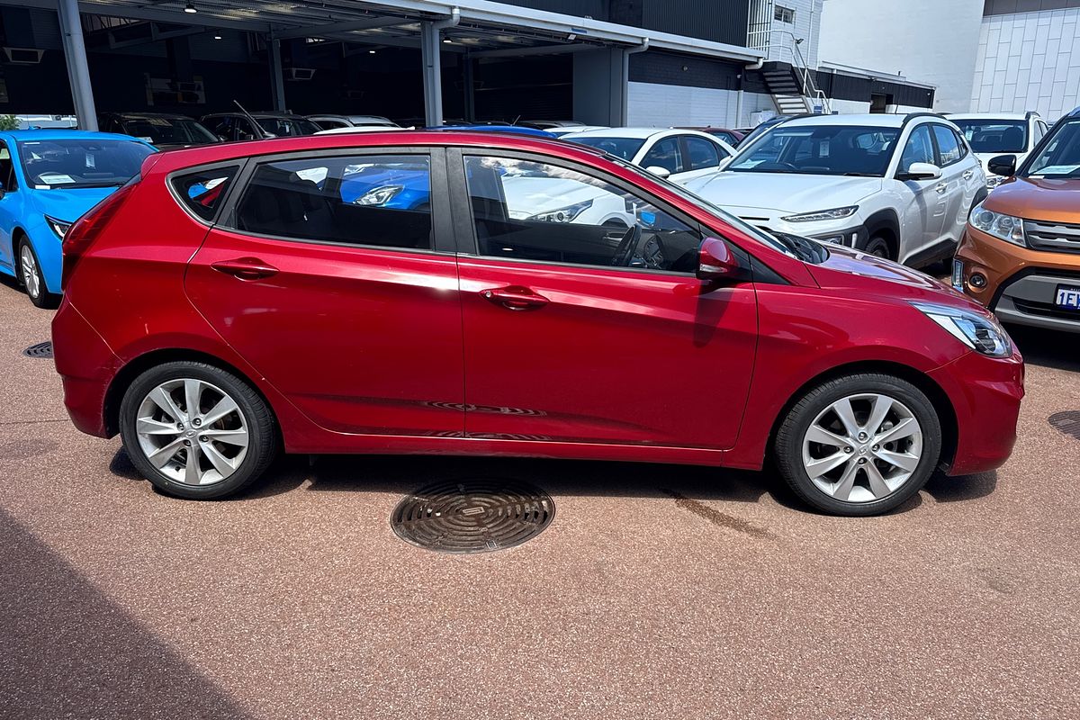 2019 Hyundai Accent Sport RB6