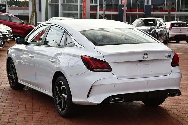 2024 MG MG5 Essence