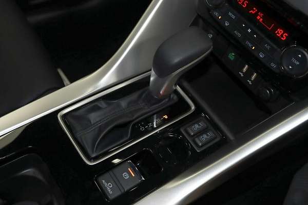 2024 Mitsubishi Eclipse Cross Exceed YB