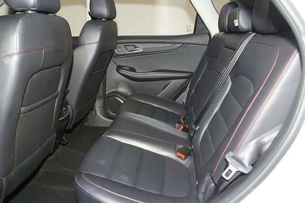 2024 MG HS Vibe SAS23