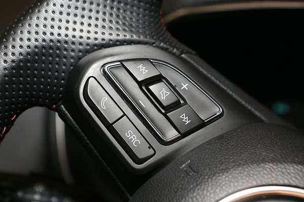 2024 MG HS Vibe SAS23