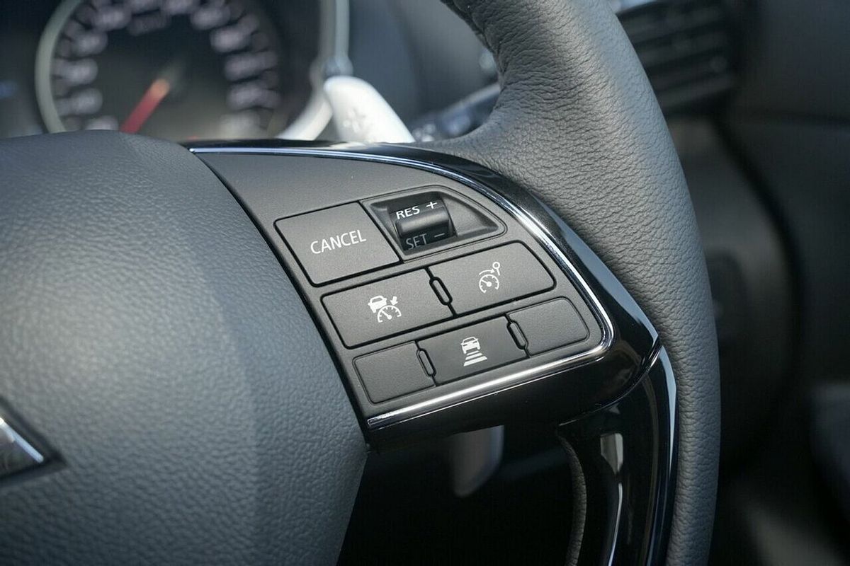 2024 Mitsubishi Eclipse Cross Exceed YB