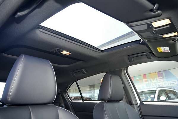 2024 Mitsubishi Eclipse Cross Exceed YB