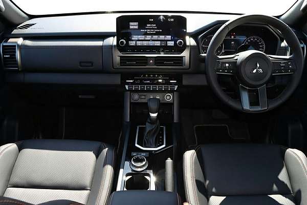 2025 Mitsubishi Triton GSR MV 4X4