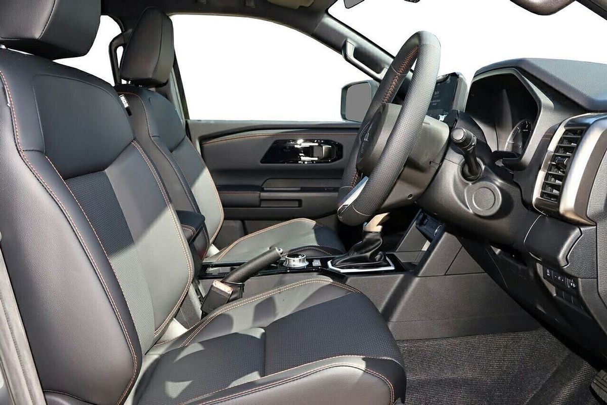 2025 Mitsubishi Triton GSR MV 4X4