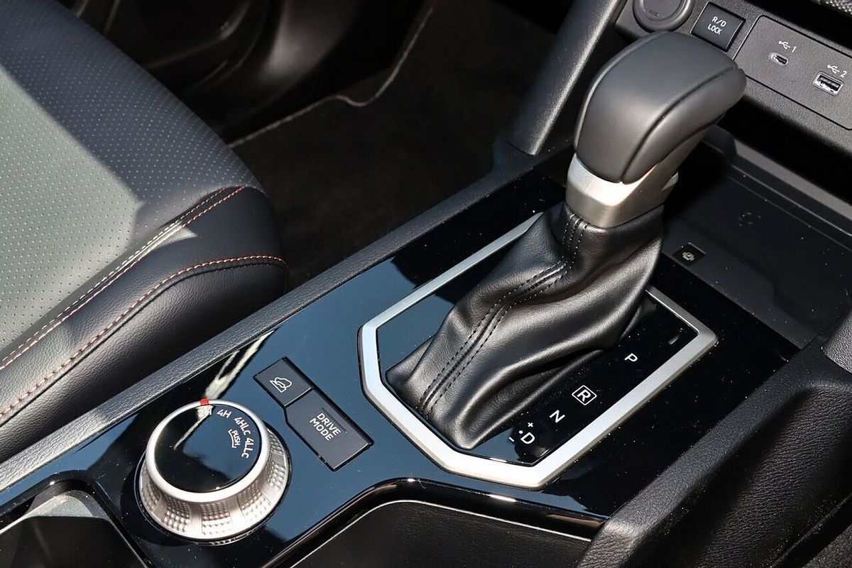 2025 Mitsubishi Triton GSR MV 4X4