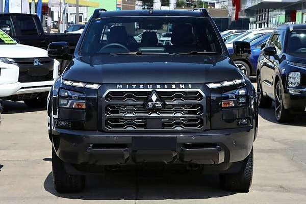 2025 Mitsubishi Triton GSR MV 4X4
