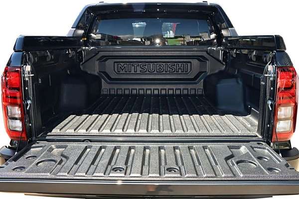 2025 Mitsubishi Triton GSR MV 4X4