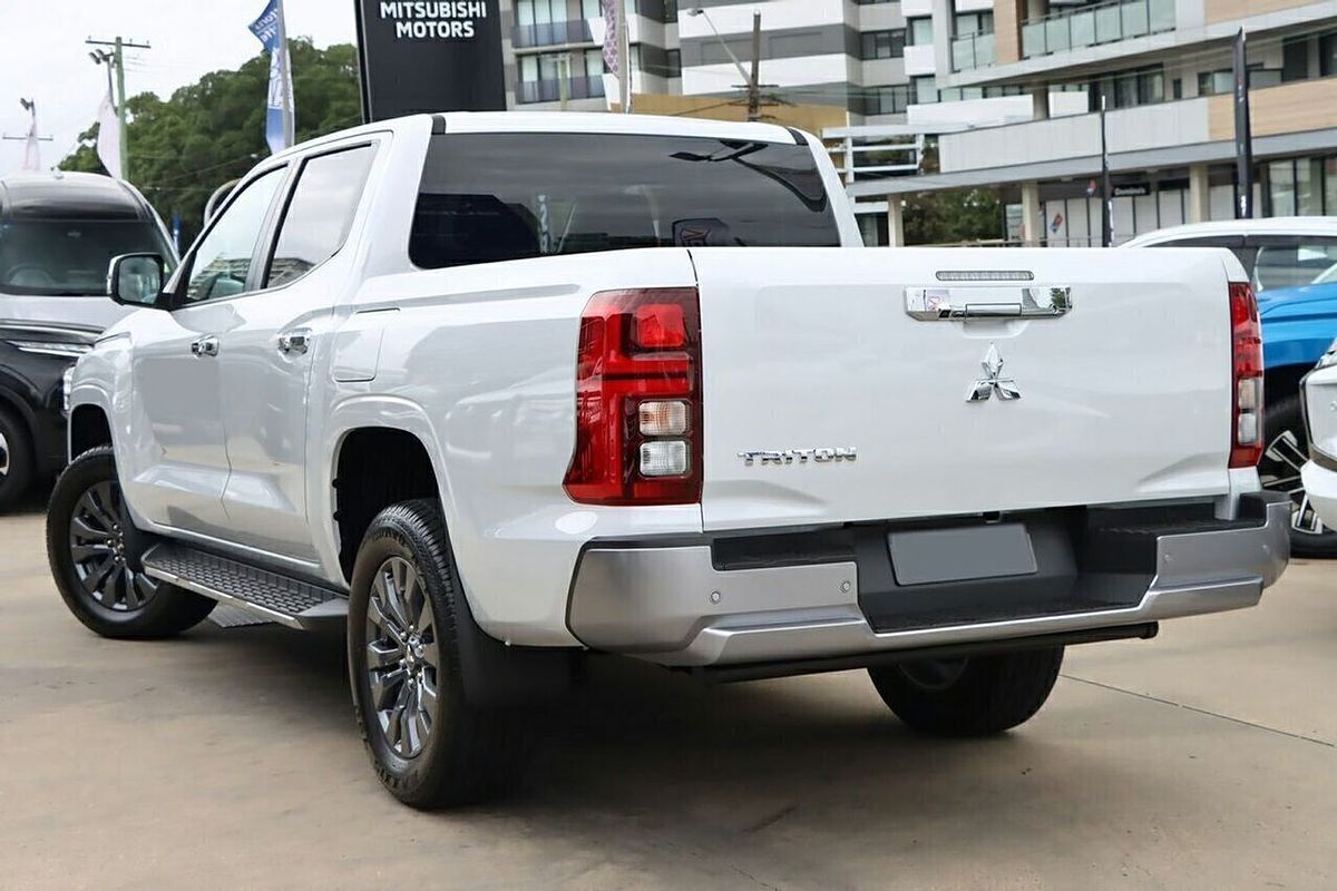 2025 Mitsubishi Triton GLS MV 4X4