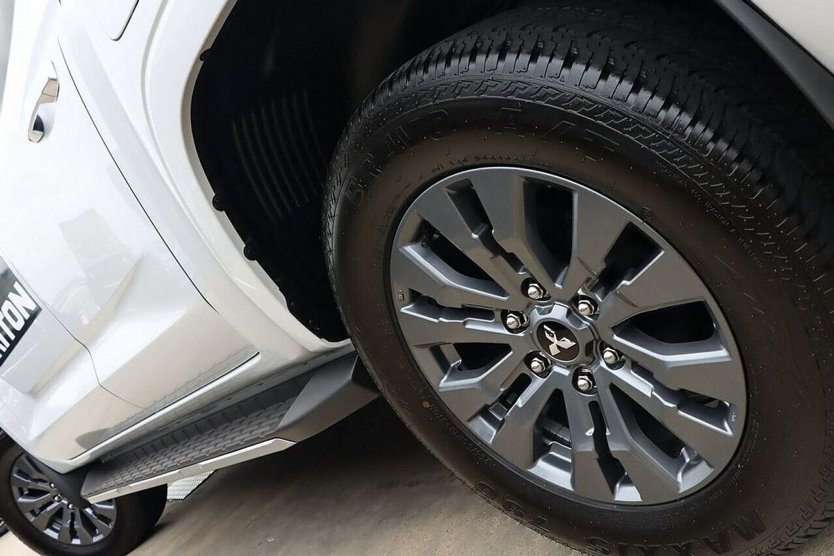 2025 Mitsubishi Triton GLS MV 4X4