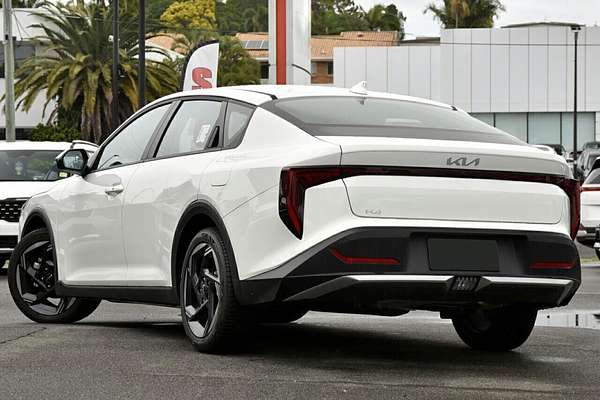 2025 Kia K4 Sport CL4m