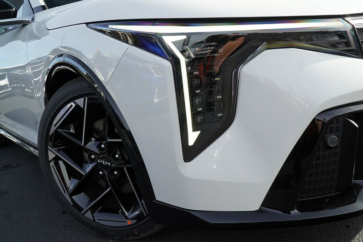 2025 Kia K4 GT-Line CL4m