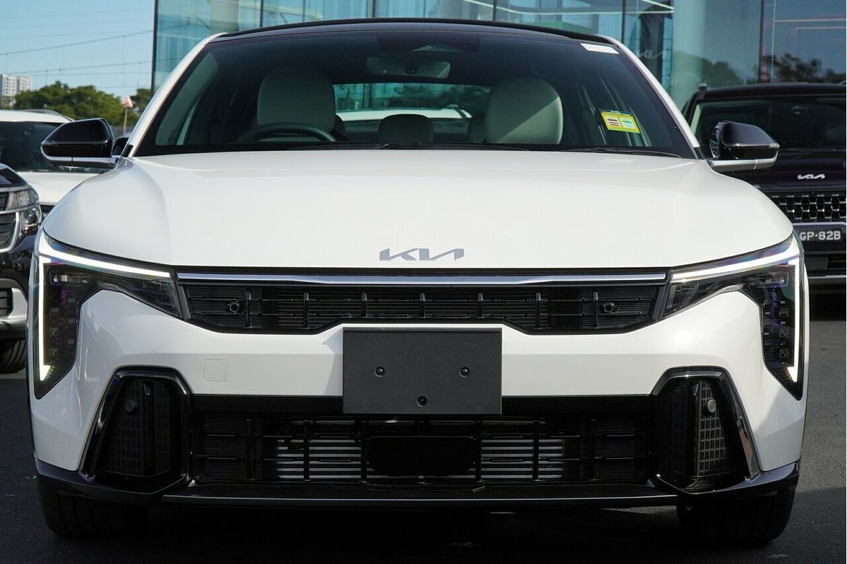 2025 Kia K4 GT-Line CL4m