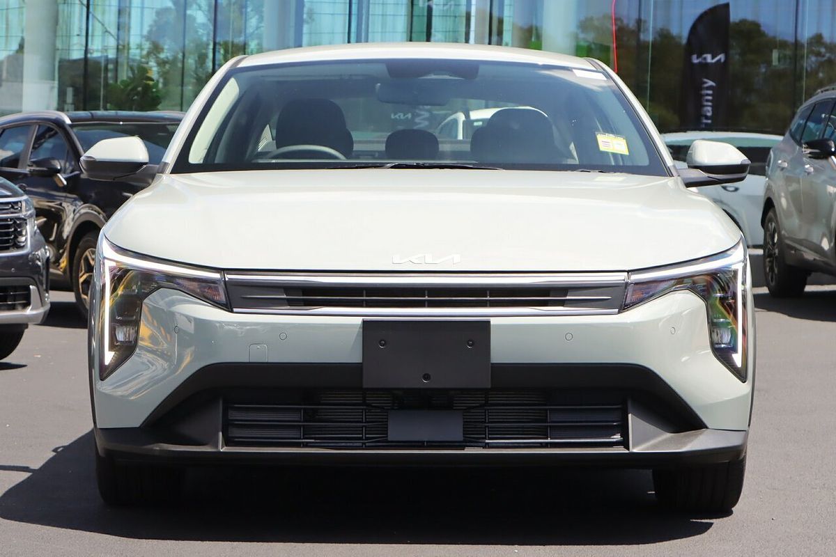 2025 Kia K4 Sport CL4m