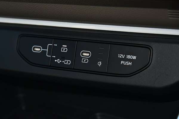 2025 Kia Carnival GT-Line KA4 PE