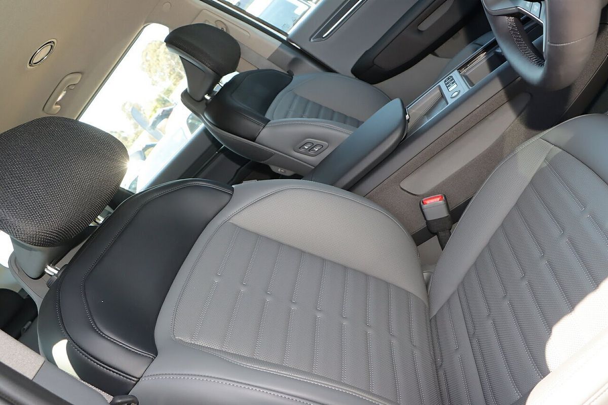 2025 Kia EV9 Earth MV