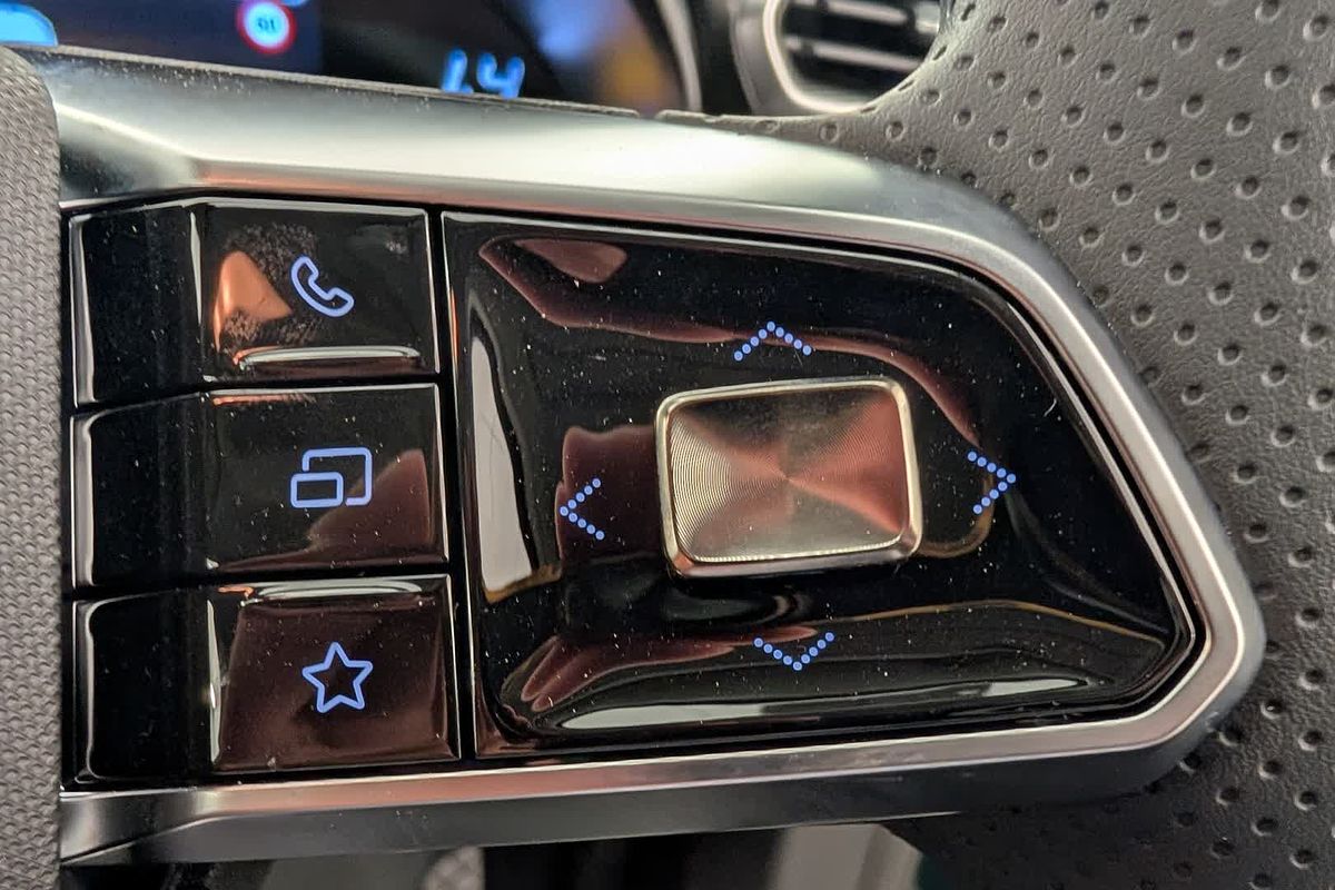 2025 MG ZS Excite Hybrid+ ZS32