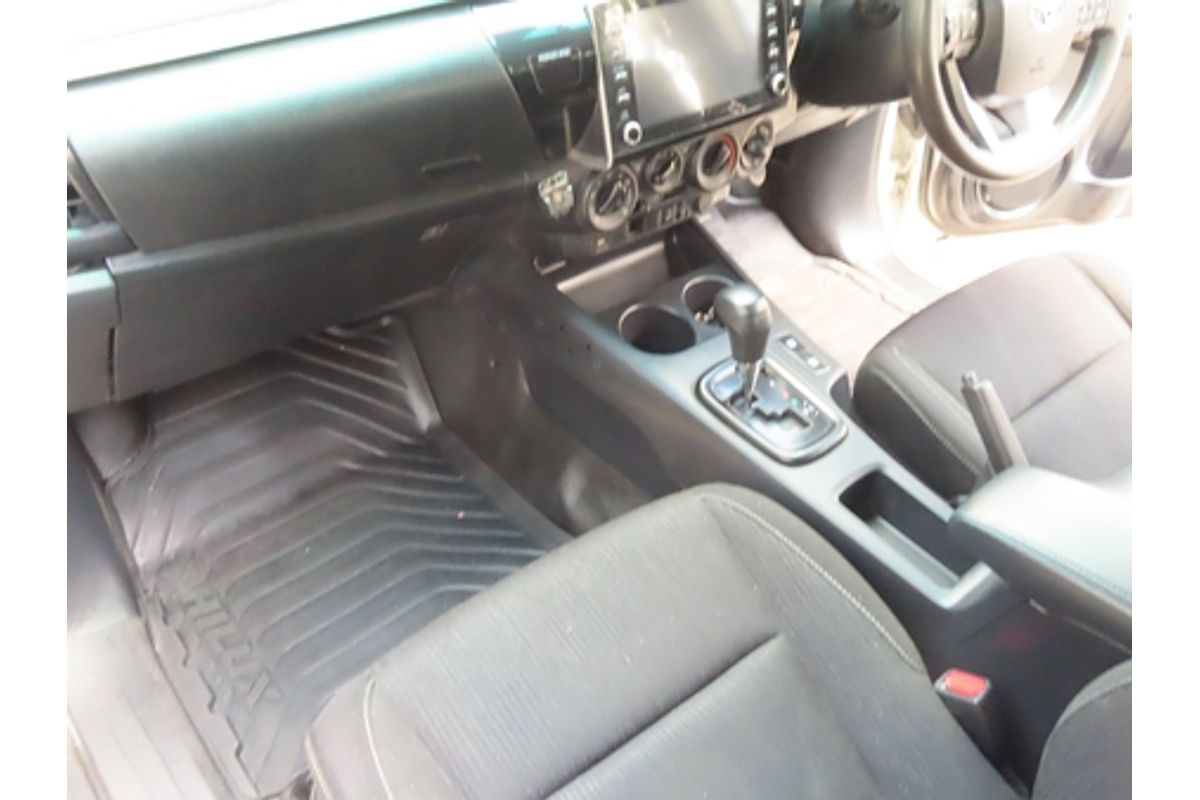 2021 Toyota Hilux SR GUN126R 4X4