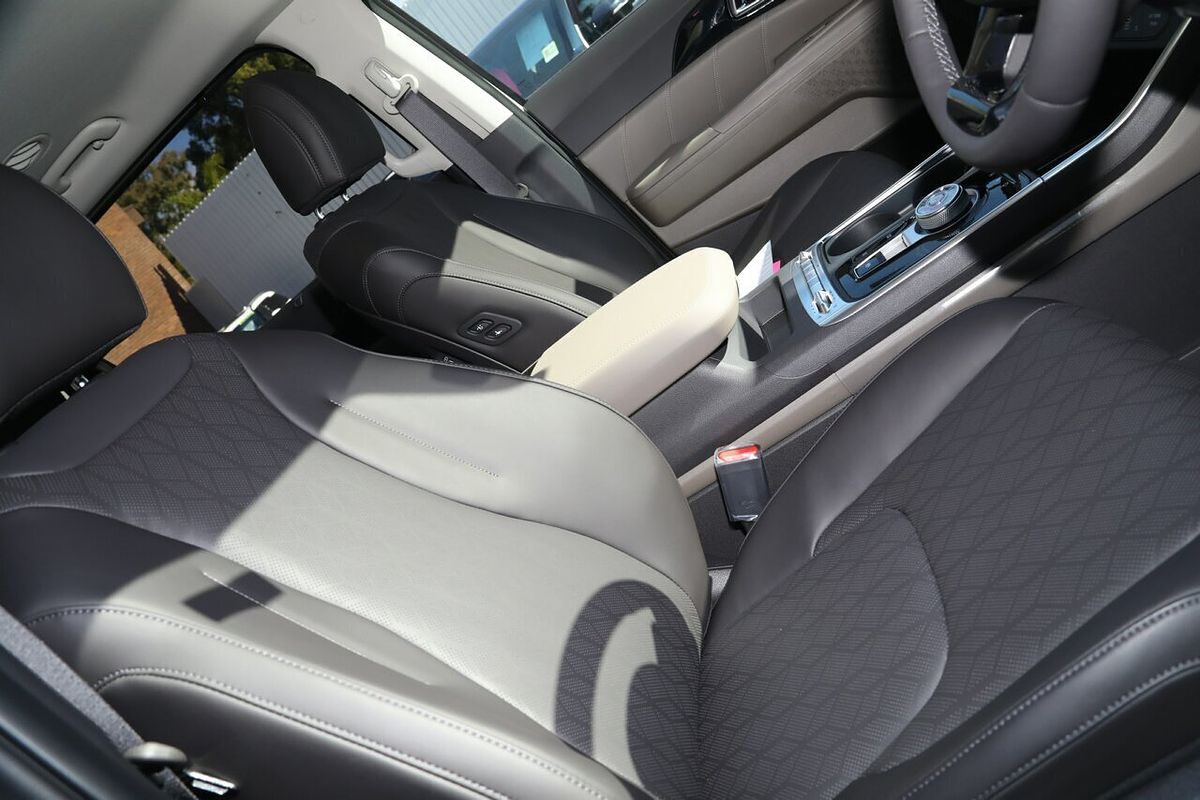 2025 Kia Carnival GT-Line KA4 PE