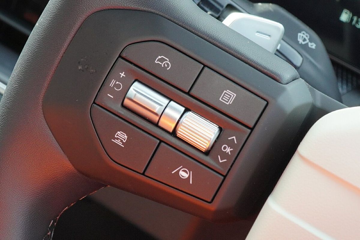 2025 Kia K4 GT-Line CL4m