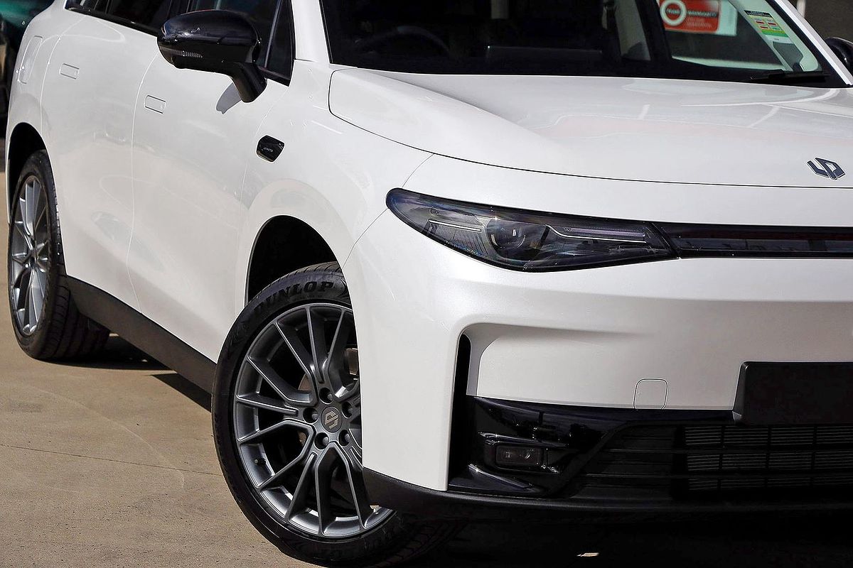2025 Leapmotor C10 REEV Ultra Hybrid Design B11