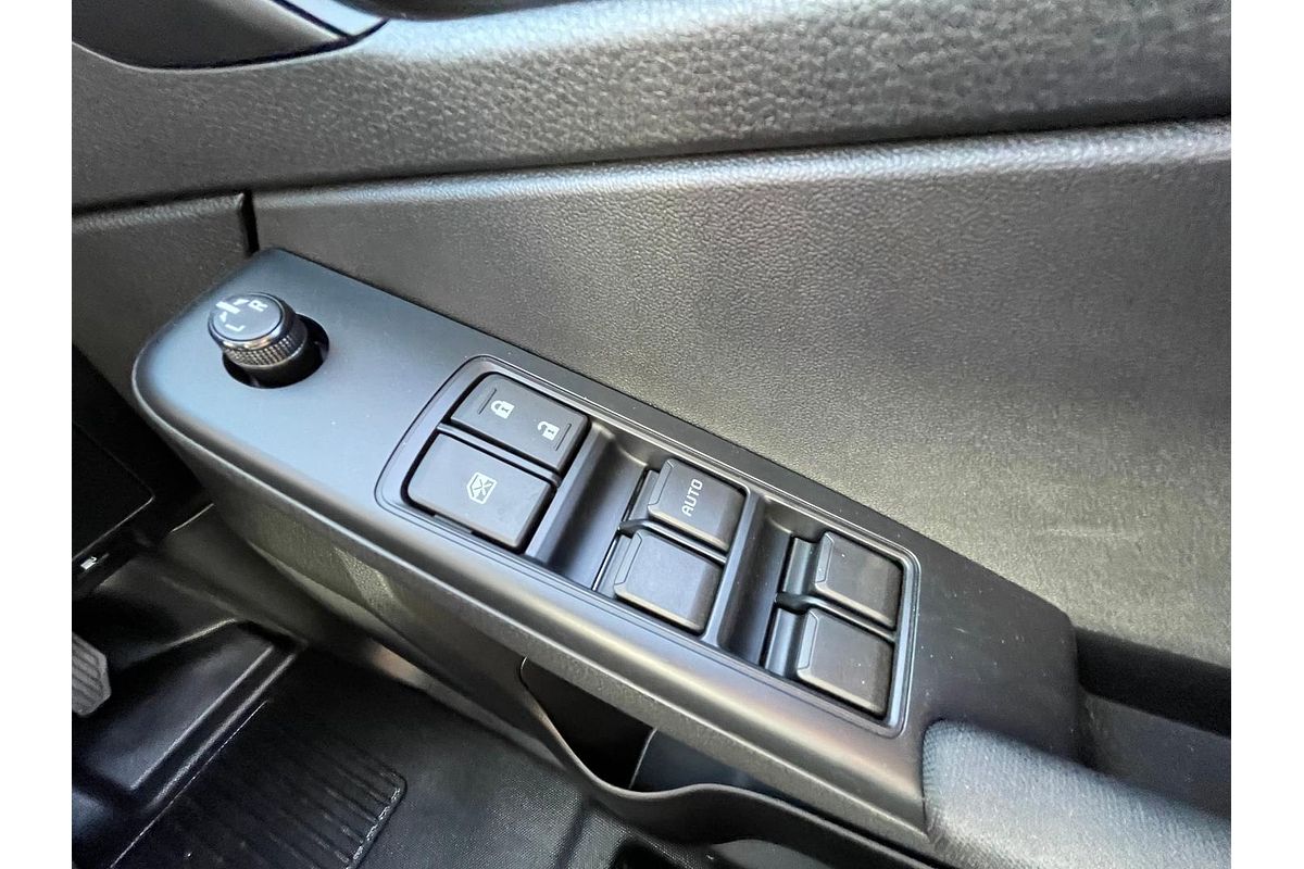 2025 Isuzu D-MAX SX 4X4