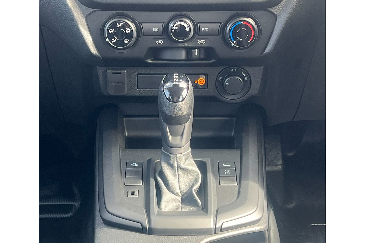 2025 Isuzu D-MAX SX High Ride Rear Wheel Drive