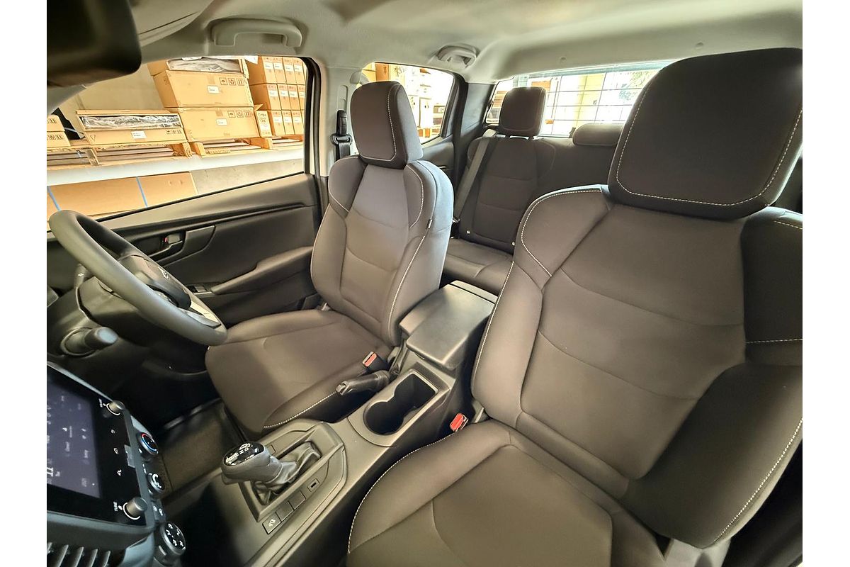 2025 Isuzu D-MAX SX 4X4