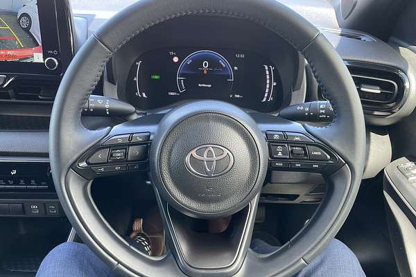 2024 Toyota Yaris SX Hybrid MXPH10R