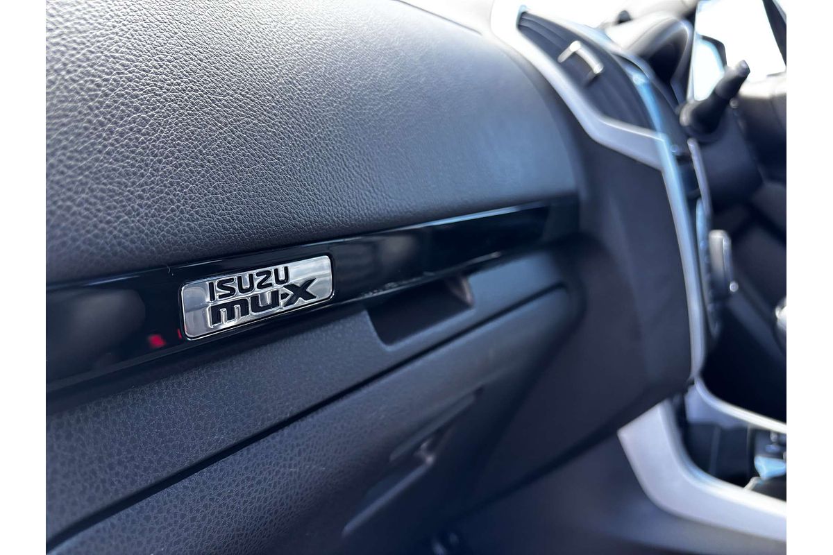 2019 Isuzu MU-X LS-T