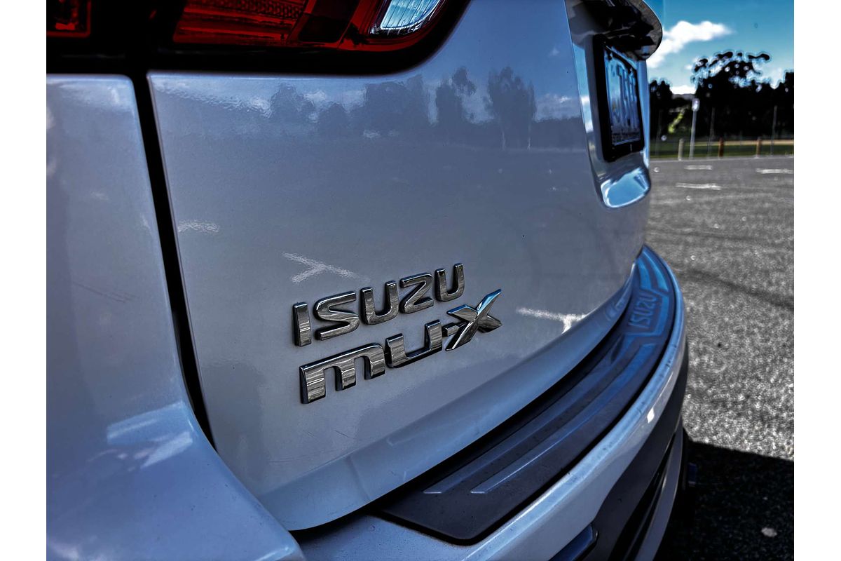 2019 Isuzu MU-X LS-T