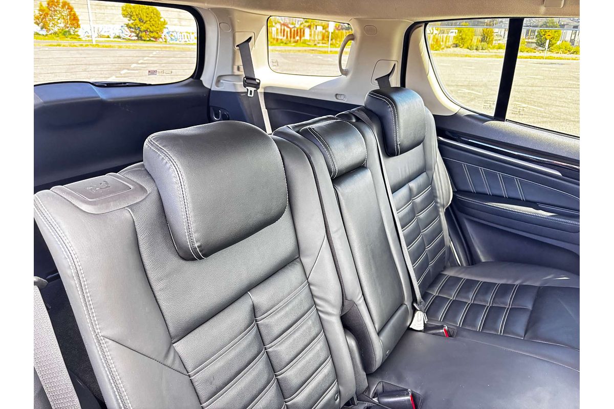 2019 Isuzu MU-X LS-T