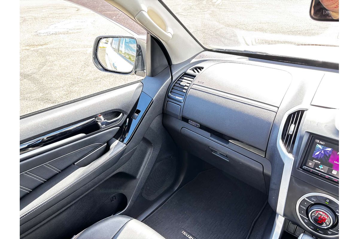 2019 Isuzu MU-X LS-T