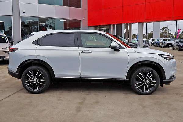 2025 Honda HR-V e:HEV X