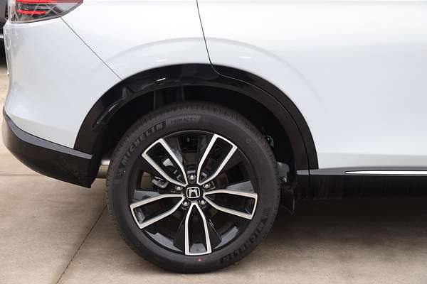 2025 Honda HR-V e:HEV X