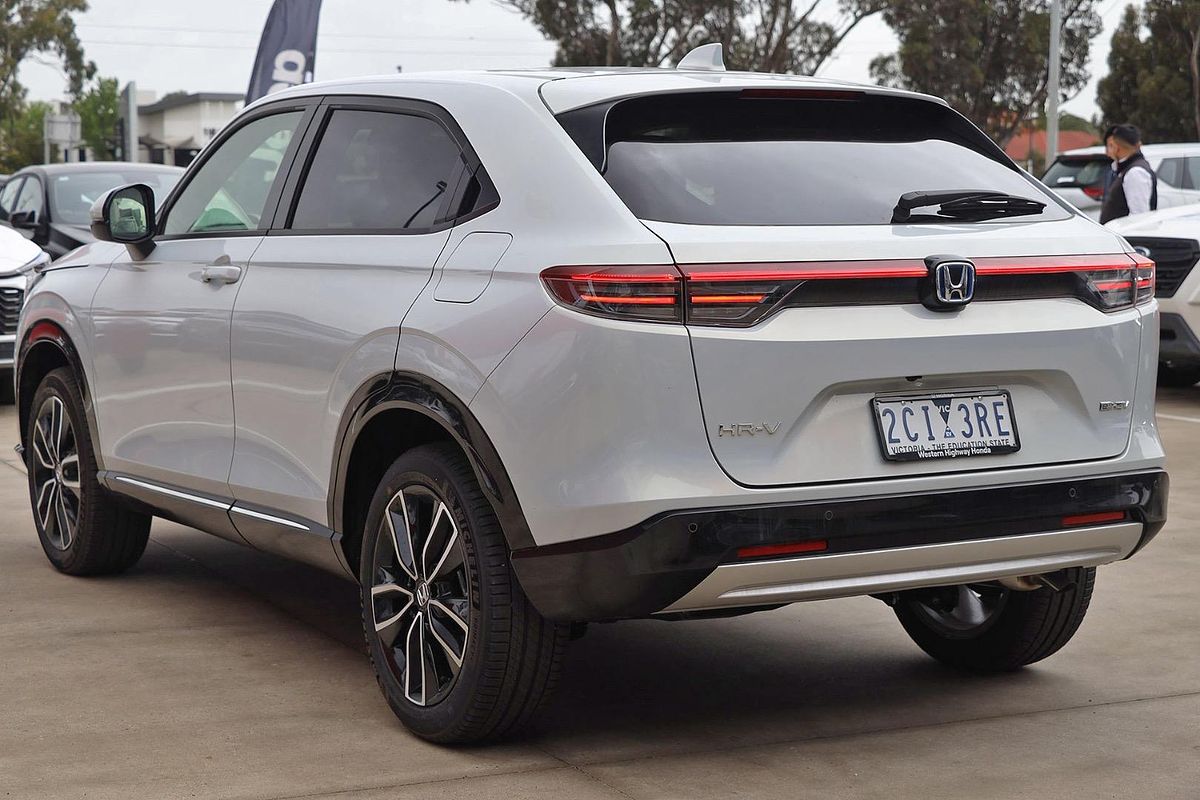 2025 Honda HR-V e:HEV X