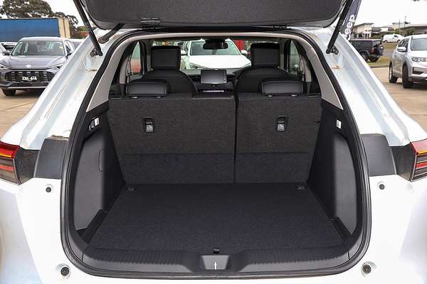 2025 Honda HR-V e:HEV X