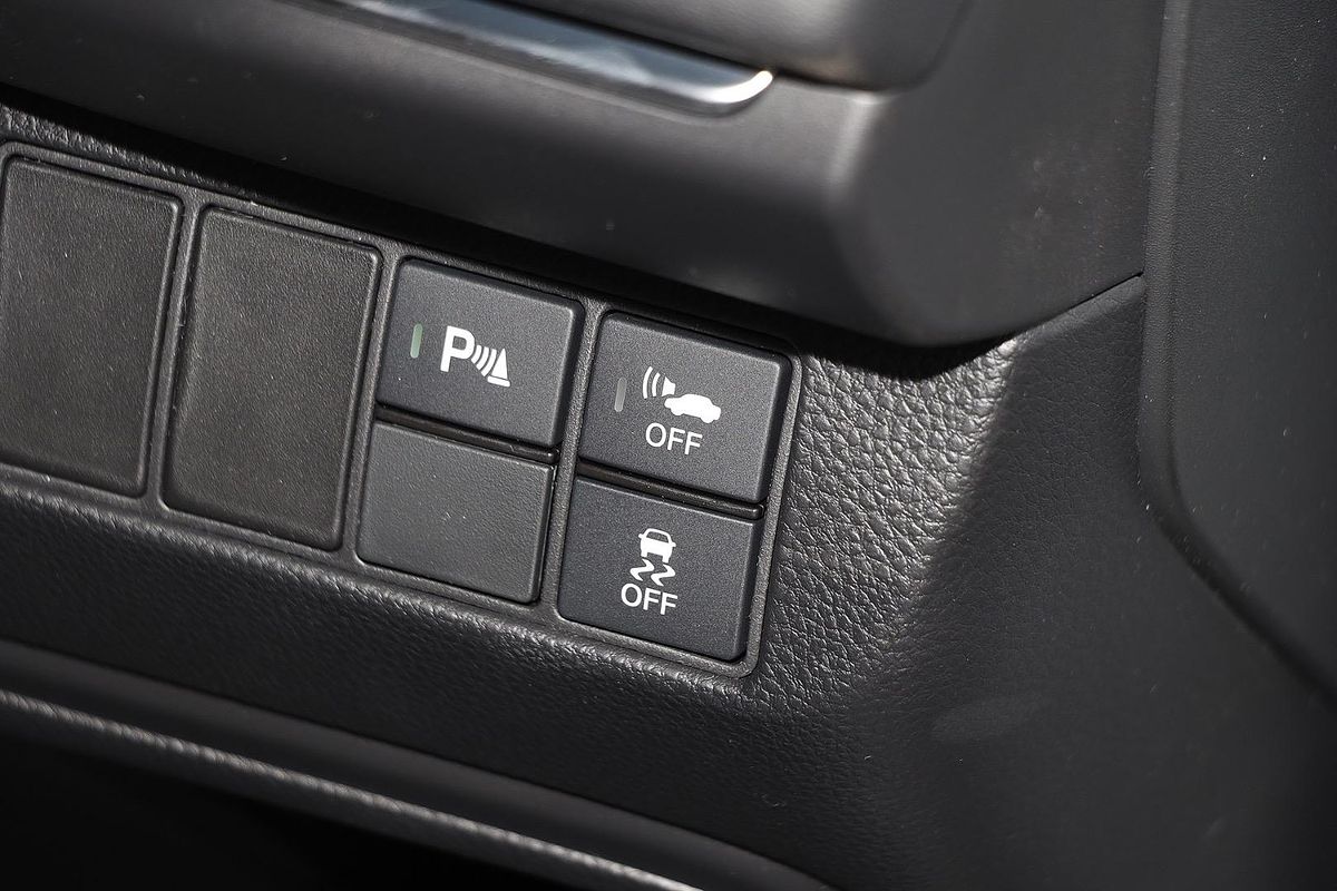 2025 Honda HR-V e:HEV X